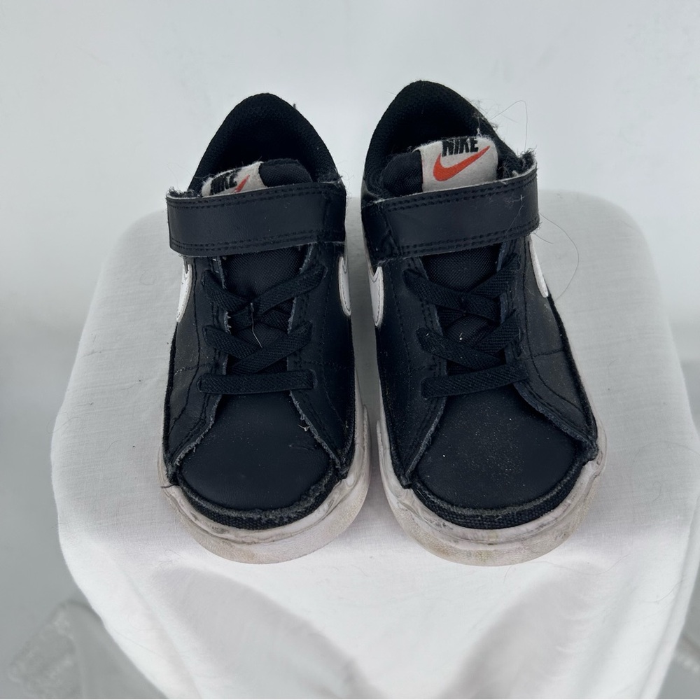 Nike Court Borough Low 2 Black/White Toddler Sneakers Size 8C Velcro